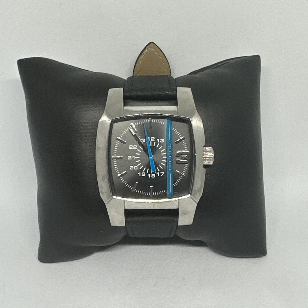 Diesel DZ1128 Men's Black Stainless Steel Analog Dial Quartz Wrist Watch HME671